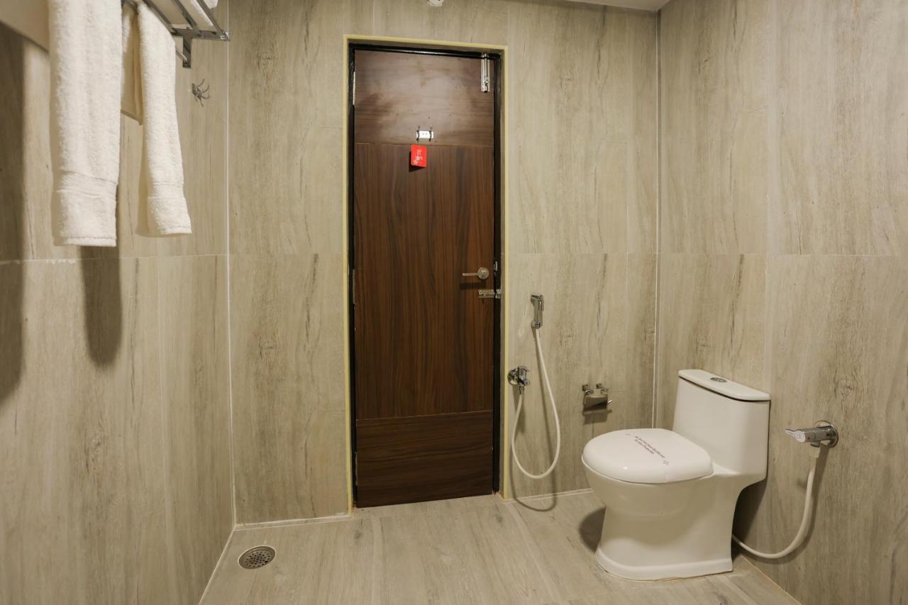 Sri Balaji Grand Hotel Kumbakonam Exteriör bild