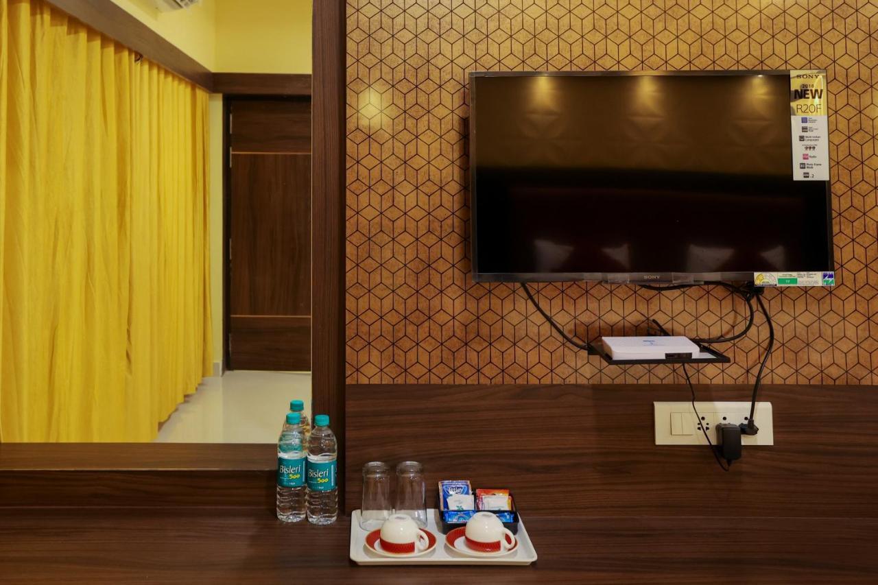 Sri Balaji Grand Hotel Kumbakonam Exteriör bild
